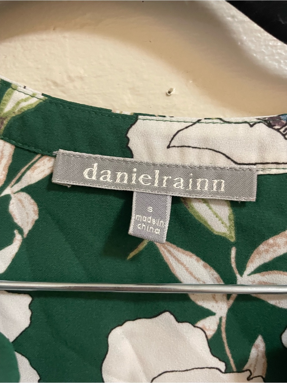 Women’s work blouse - Picture 2 of 2